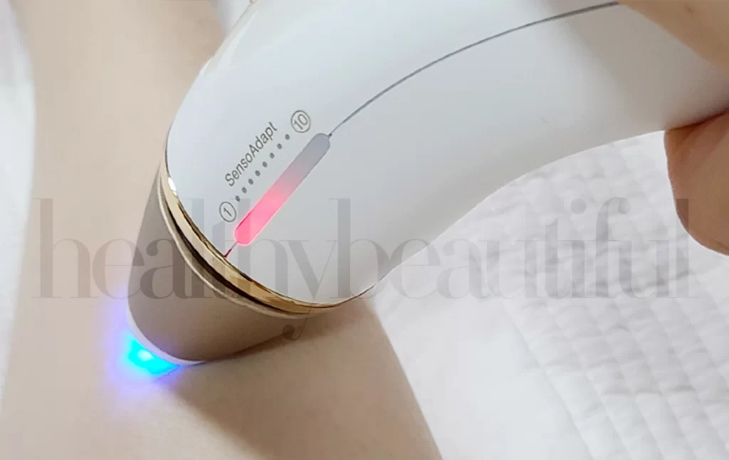 Red light indicates an error or an invalid skin tone. The treatment window must be in full contact with your skin before flashing so it can check your skin tone properly.